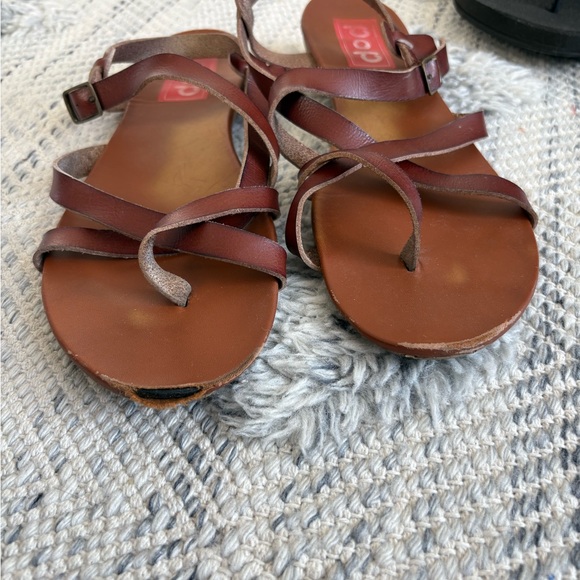 Sandals - Picture 6 of 9